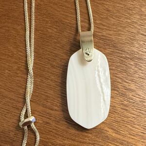 Kendra Scott Gold and White Pendant Necklace